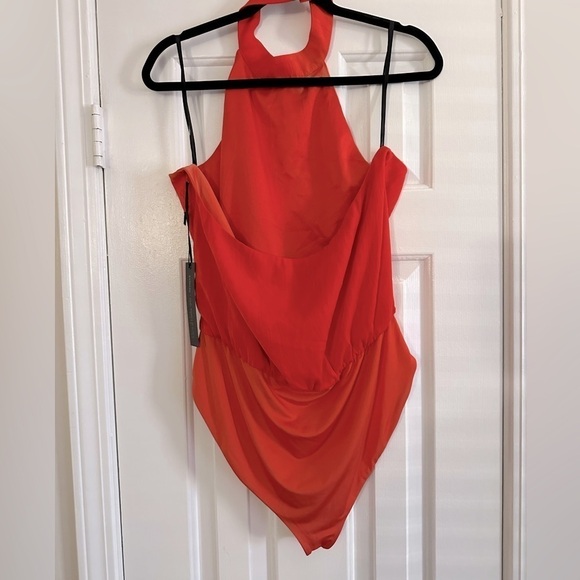 House of Harlow 1960 x REVOLVE Elodie Bodysuit in Bright Red Orange XL - Flaw - Picture 4 of 8